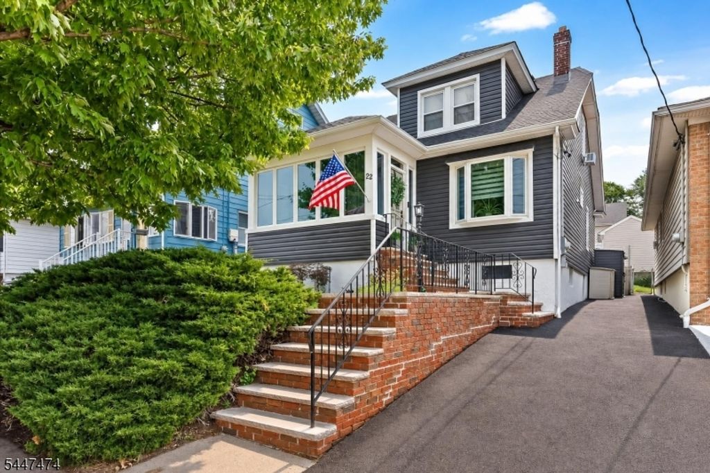 22 William St, North Arlington Boro, NJ 07031 — exterior