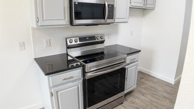 14411 N Pennsylvania Avenue 10H, Oklahoma City, OK 73134