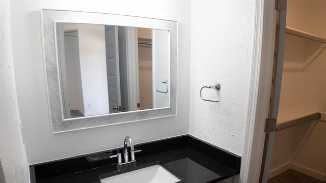 14411 N Pennsylvania Avenue 10H, Oklahoma City, OK 73134