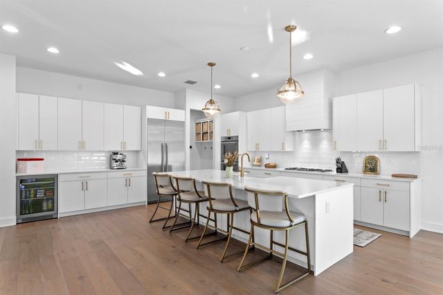 3518 W OBISPO STREET, Tampa, FL 33629