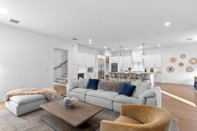 3518 W OBISPO STREET, Tampa, FL 33629