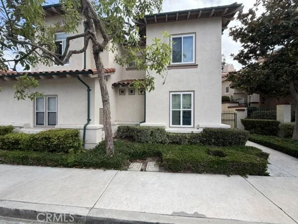 2517 Tequestra, Tustin, CA 92782