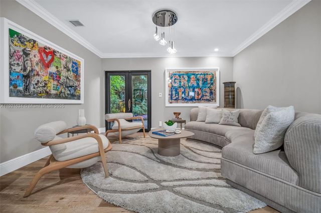 2941 Fairway Dr, Hollywood, FL 33021