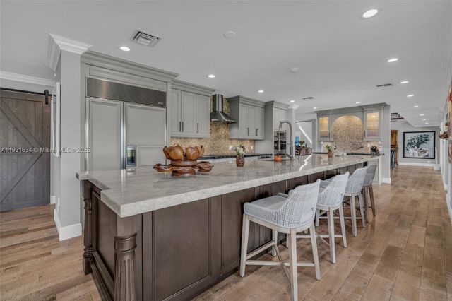 2941 Fairway Dr, Hollywood, FL 33021