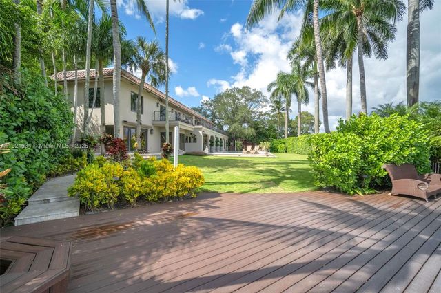 2941 Fairway Dr, Hollywood, FL 33021