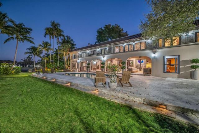 2941 Fairway Dr, Hollywood, FL 33021