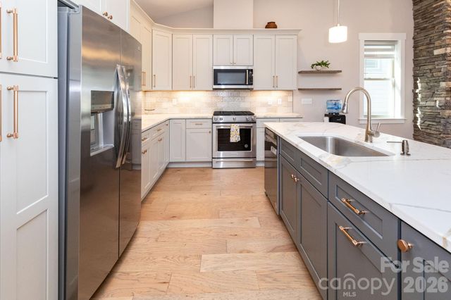 158 Waightstill Drive, Arden, NC 28704