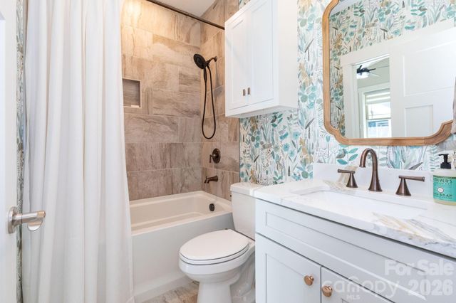 158 Waightstill Drive, Arden, NC 28704