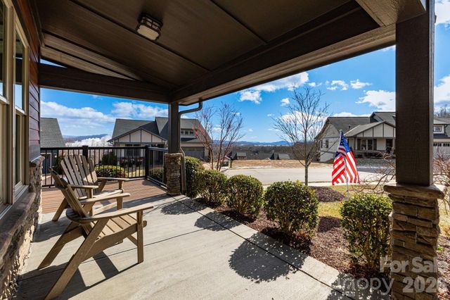 158 Waightstill Drive, Arden, NC 28704