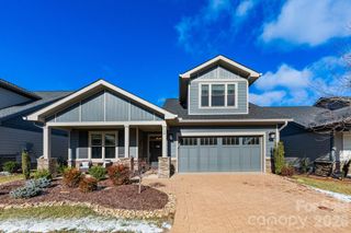 158 Waightstill Drive, Arden, NC 28704