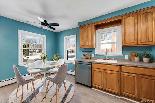 1811 15th Street, Wyandotte, MI 48192