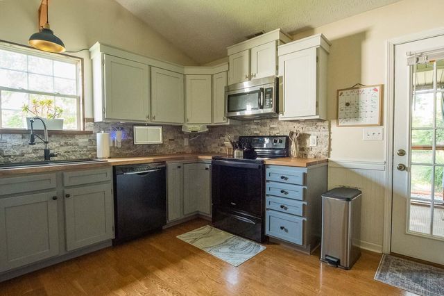 213 Horseshoe Court, Frankfort, KY 40601