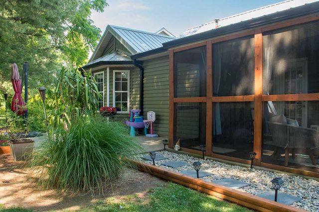 213 Horseshoe Court, Frankfort, KY 40601