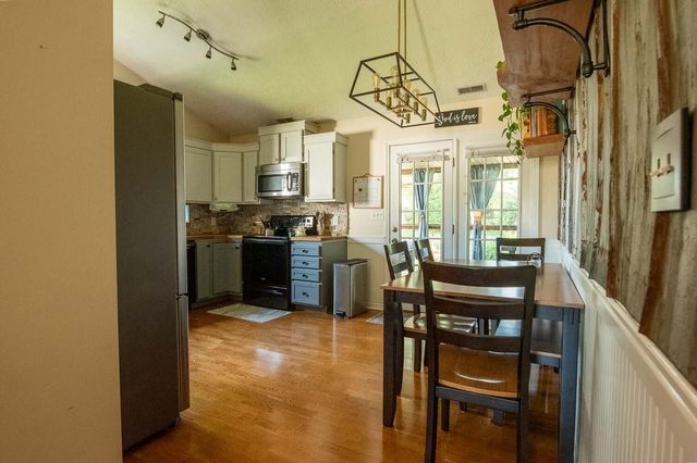213 Horseshoe Court, Frankfort, KY 40601
