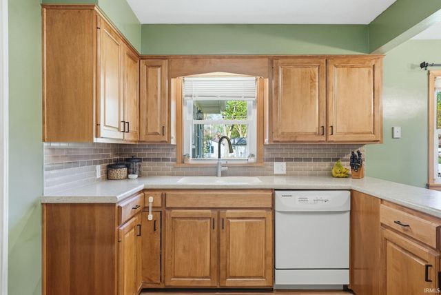 5332 Gardenview Avenue, Fort Wayne, IN 46809