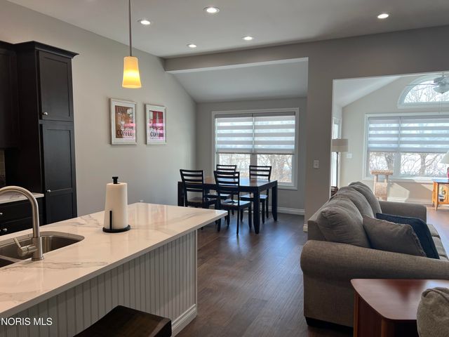 3402 Moonlit Pass, Monclova, OH 43542