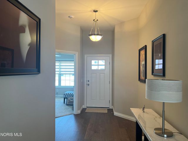 3402 Moonlit Pass, Monclova, OH 43542