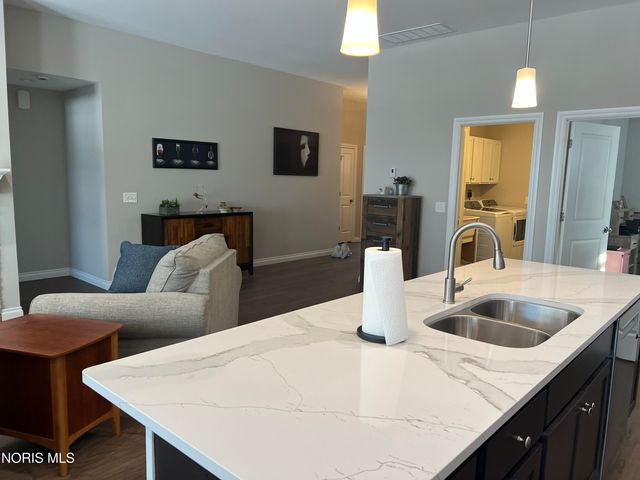 3402 Moonlit Pass, Monclova, OH 43542