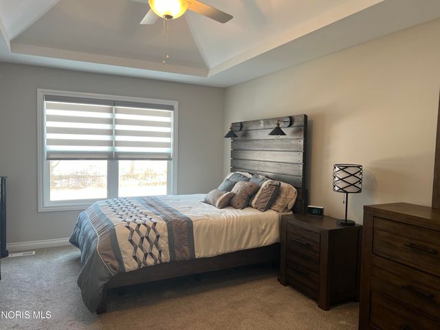 3402 Moonlit Pass, Monclova, OH 43542