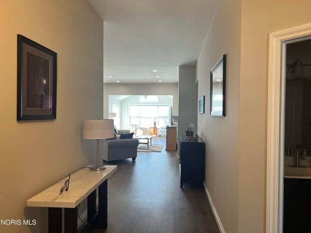 3402 Moonlit Pass, Monclova, OH 43542