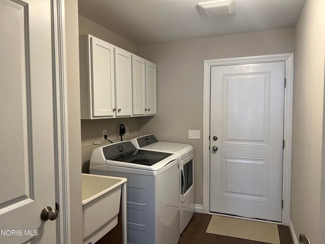 3402 Moonlit Pass, Monclova, OH 43542