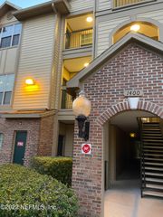 7800 POINT MEADOWS Drive 1431, Jacksonville, FL 32256