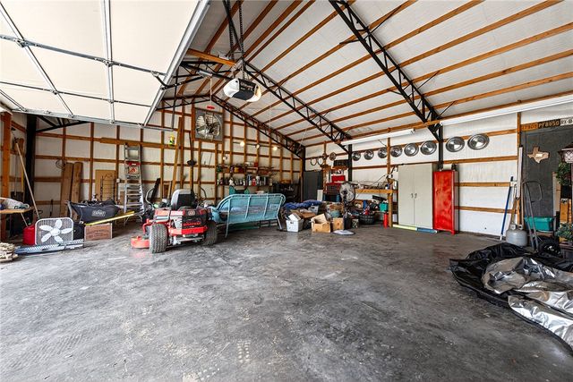 15888 Stave Court, Gentry, AR 72734