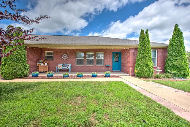 15888 Stave Court, Gentry, AR 72734