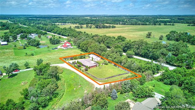 15888 Stave Court, Gentry, AR 72734
