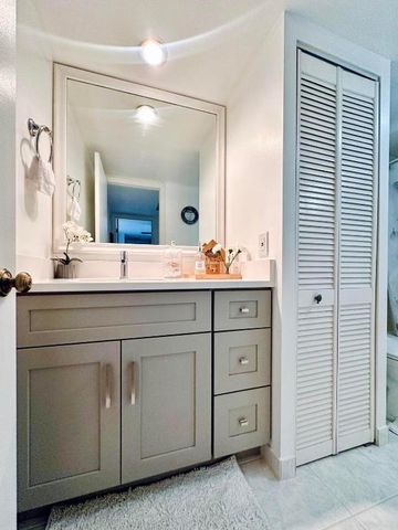 903 9th Terrace, Palm Beach Gardens, FL 33418