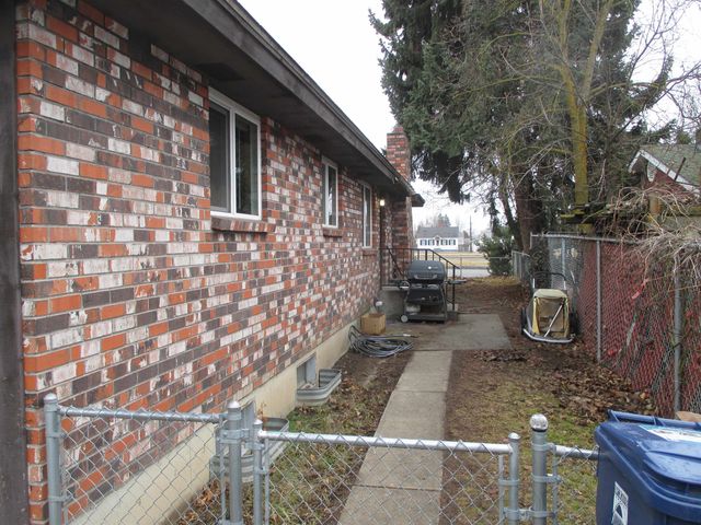 557 E Broad Ave, Spokane, WA 99203