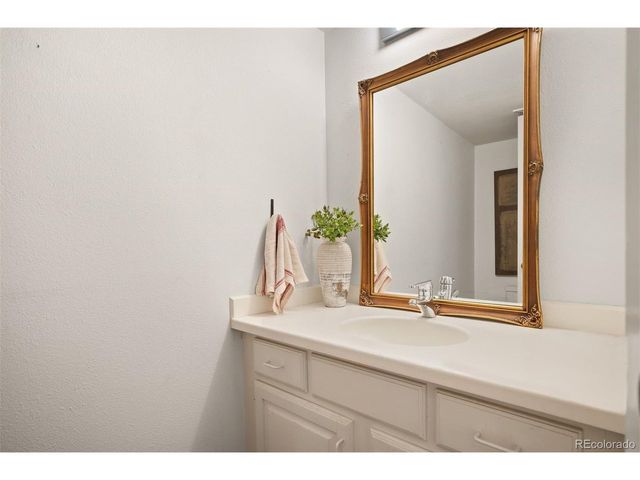 347 Harrison St, Denver, CO 80206