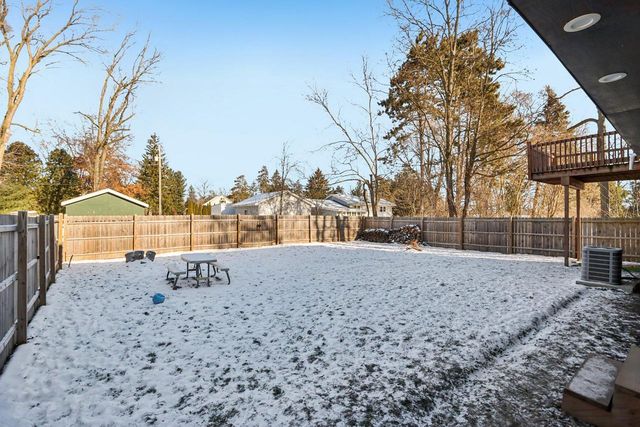 W1018 Larkspur ROAD, Genoa City, WI 53128