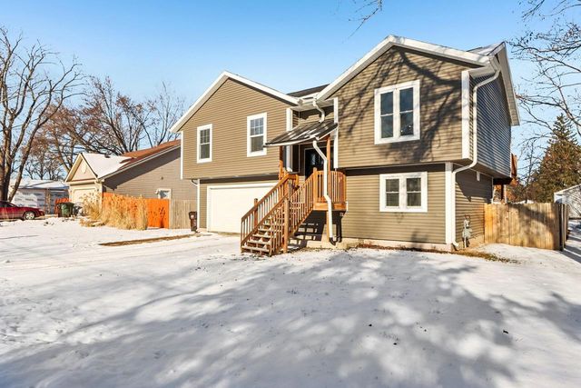 W1018 Larkspur ROAD, Genoa City, WI 53128