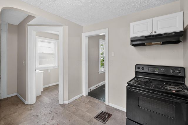 591 Clark Avenue, Columbus, OH 43223