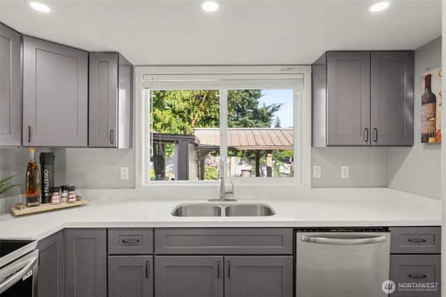 1706 Balsa Court, Milton, WA 98354