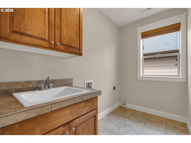 10412 Ne 122ND Ave, Vancouver, WA 98682