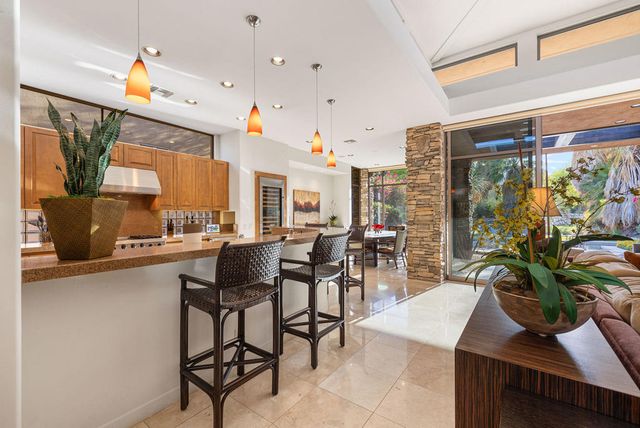 1134 Lake Vista, Palm Desert, CA 92260