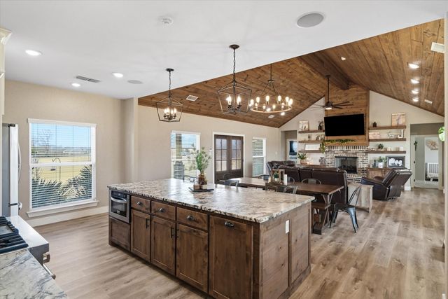 2055 Eastfield Drive, Wills Point, TX 75169