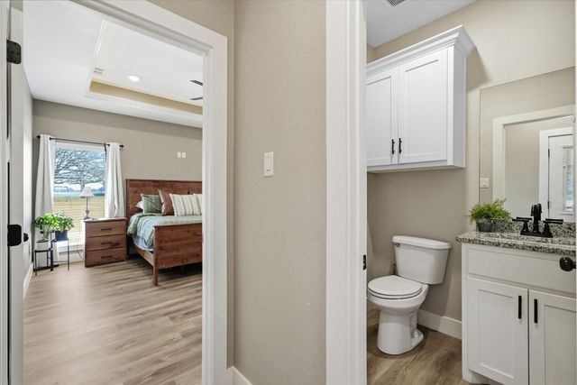 2055 Eastfield Drive, Wills Point, TX 75169