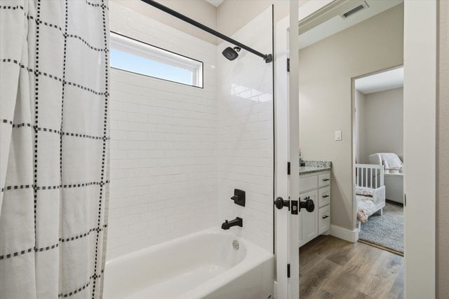 2055 Eastfield Drive, Wills Point, TX 75169