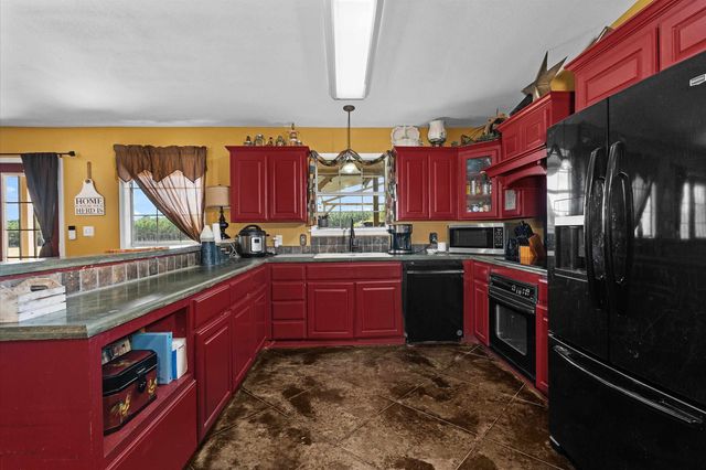 8550 New Hope Rd, Gilmer, TX 75645