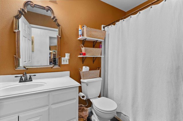 8550 New Hope Rd, Gilmer, TX 75645