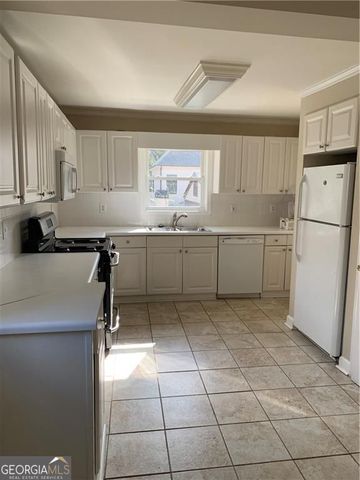 1910 La Dawn Lane NW, Atlanta, GA 30318