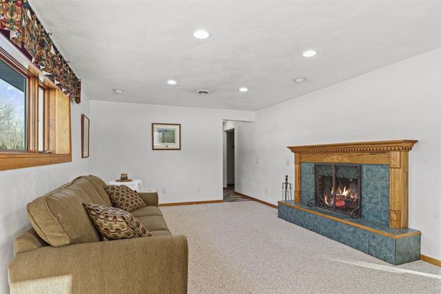 6415 Lani Lane, Mcfarland, WI 53558