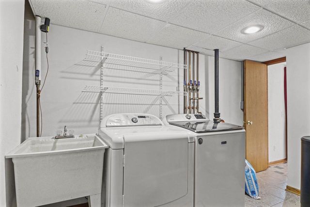 6415 Lani Lane, Mcfarland, WI 53558