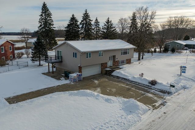 6415 Lani Lane, Mcfarland, WI 53558