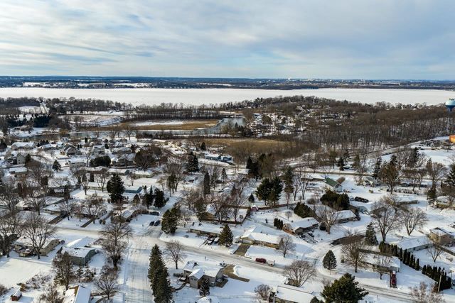 6415 Lani Lane, Mcfarland, WI 53558