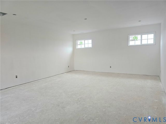 7842 Dandridge Dr, Quinton, VA 23141