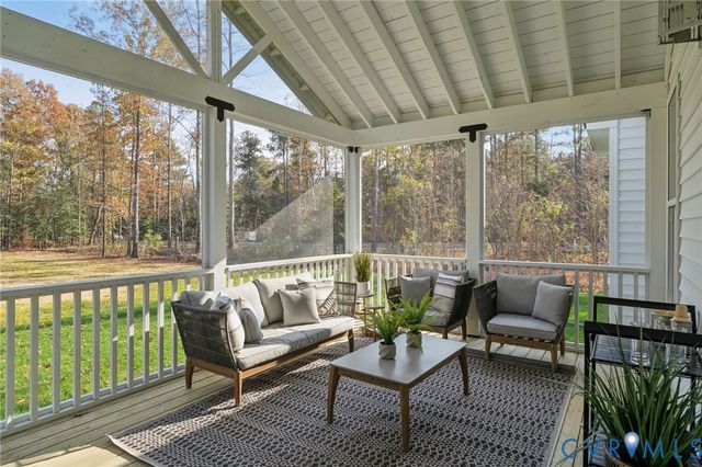 7842 Dandridge Dr, Quinton, VA 23141